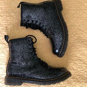 Doc Marten Kids 1460 Lace Up Fashion Boot Black Cosmic Glitter (Big Kid 6)